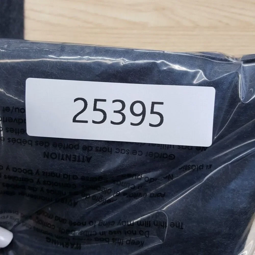 BLOOMINGDALES Mens Store Scarf Dark Grey 100% Cashmere Fringe 64x10.5